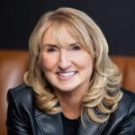 Business branding headshot of Dawn from Coldwell Banker Realty
